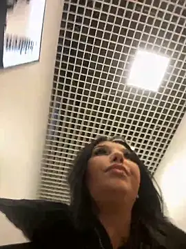 Snapshot of Tisha_Busty chatting on January 18, 1:26 pm Tisha Busty online show from January 18, 1:26 pm