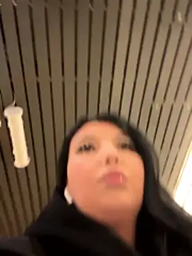 Snapshot of Tisha_Busty chatting on February 15, 12:47 pm Tisha Busty online show from February 15, 12:47 pm