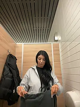 Snapshot of Tisha_Busty chatting on February 22, 12:47 pm Tisha Busty online show from February 22, 12:47 pm