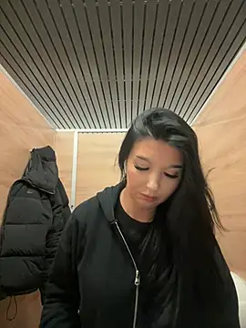 Snapshot of Tisha_Busty chatting on February 24, 12:25 pm Tisha Busty online show from February 24, 12:25 pm