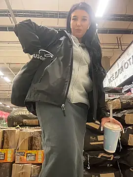 Snapshot of Tisha_Busty chatting on March 15, 3:40 pm Tisha Busty online show from March 15, 3:40 pm