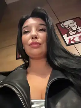 Tisha Busty online show from May 4, 12:34 pm