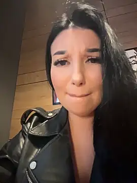 Tisha Busty online show from May 6, 1:49 pm
