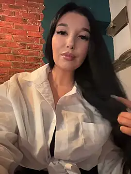 Tisha Busty online show from July 12, 10:39 am