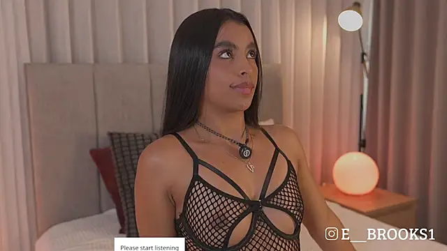 emma brooks1 online show from May 1, 7:18 pm