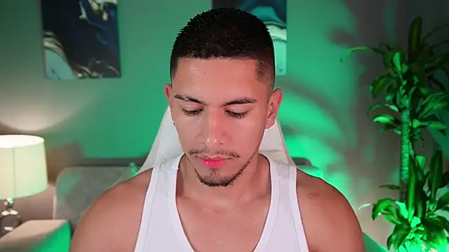 Aaronfox x online show from January 20, 9:13 am