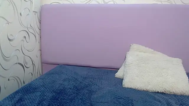 Snapshot of NathaliaSmith3x chatting on October 23, 4:01 am NathaliaSmith3x online show from October 23, 4:01 am