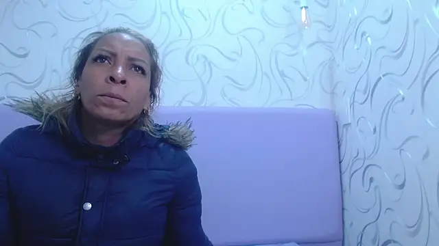 Snapshot of NathaliaSmith3x chatting on December 3, 3:36 am NathaliaSmith3x online show from December 3, 3:36 am