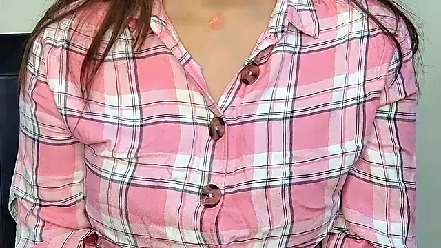 MIss-Naina online show from November 21, 8:02 am