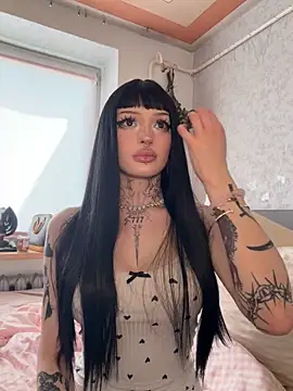 madelinexx online show from May 25, 10:21 am