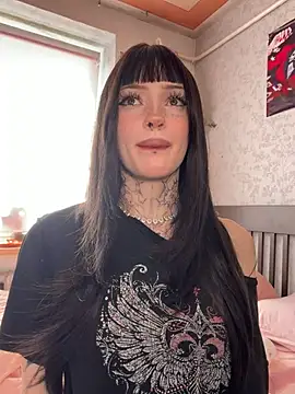 madelinexx online show from June 24, 7:51 am