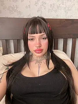 madelinexx online show from July 1, 6:37 am