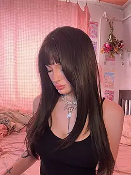 madelinexx online show from July 19, 7:23 am