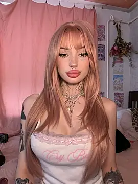 madelinexx online show from July 27, 11:28 am