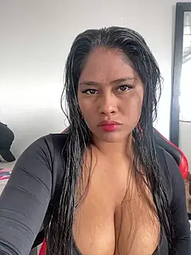 hurren pasha online show from December 16, 7:43 pm