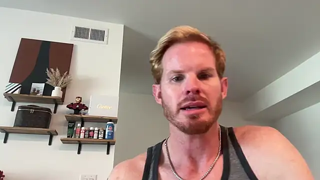 Snapshot of crossfitterguy87 chatting on April 15, 8:42 pm crossfitterguy87 online show from April 15, 8:42 pm
