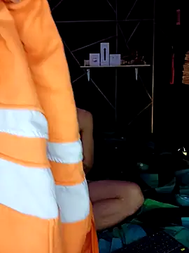 Snapshot of MillersKink chatting on March 9, 4:16 am MillersKink online show from March 9, 4:16 am