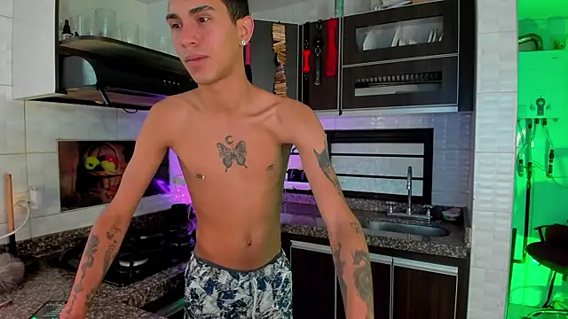 Snapshot of MillersKink chatting on November 16, 6:24 pm MillersKink online show from November 16, 6:24 pm