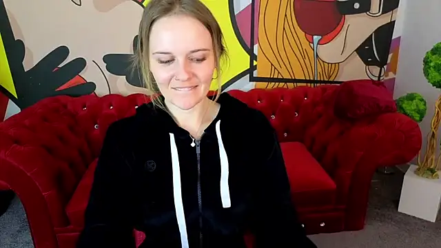 MaribelRiverr  online show from May 31, 5:48 am