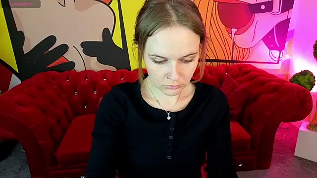 MaribelRiverr  online show from June 2, 5:31 am