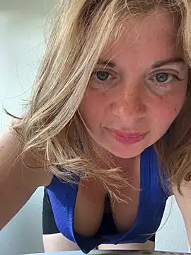 Lombada online show from May 2, 7:57 am