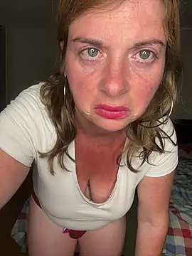 Snapshot of Lombada chatting on July 15, 8:47 pm Lombada online show from July 15, 8:47 pm
