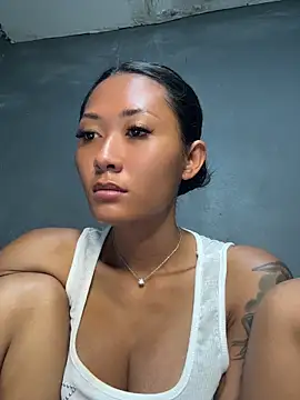 Snapshot of thai-dreamgirl chatting on June 14, 10:56 pm thai-dreamgirl online show from June 14, 10:56 pm