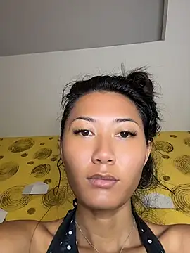 Snapshot of thai-dreamgirl chatting on July 6, 11:07 pm thai-dreamgirl online show from July 6, 11:07 pm