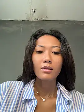Snapshot of thai-dreamgirl chatting on July 15, 1:11 am thai-dreamgirl online show from July 15, 1:11 am