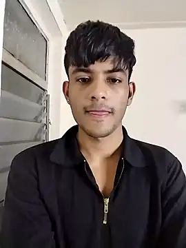 kingkartik7 online show from February 7, 9:58 pm