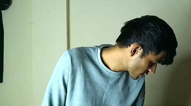 kingkartik7 online show from March 8, 9:18 pm