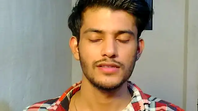 kingkartik7 online show from November 15, 4:25 pm