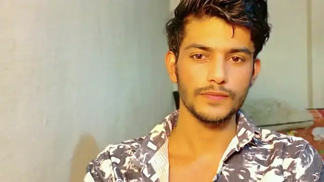 kingkartik7 online show from May 31, 4:58 pm