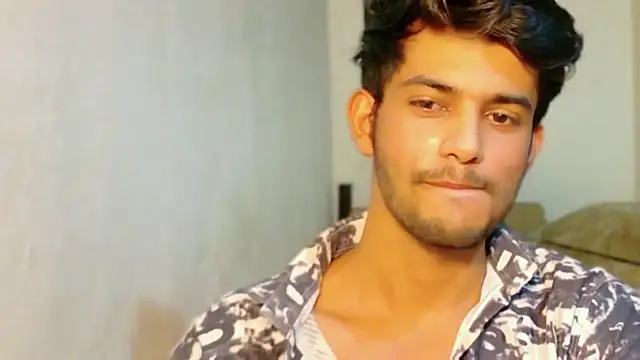kingkartik7 online show from June 9, 5:02 pm