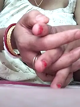 miss-Riy online show from November 13, 4:28 pm