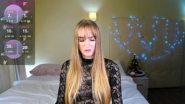 Snapshot of Stacy_River chatting on December 12, 11:29 am Stacy River online show from December 12, 11:29 am