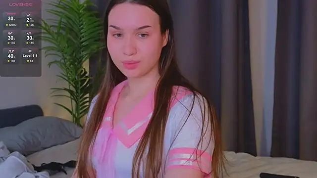 Roxie Mils online show from January 21, 9:15 pm