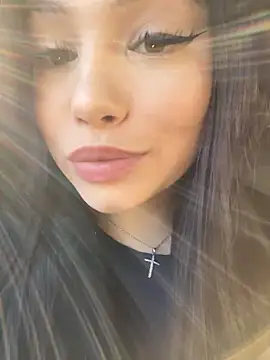 Snapshot of Chloe__Moon chatting on April 6, 2:40 pm Chloe Moon online show from April 6, 2:40 pm