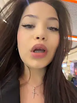 Snapshot of Chloe__Moon chatting on April 12, 2:11 pm Chloe Moon online show from April 12, 2:11 pm