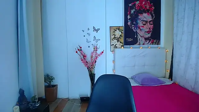 Snapshot of vane_19 chatting on February 6, 1:10 pm vane 19 online show from February 6, 1:10 pm
