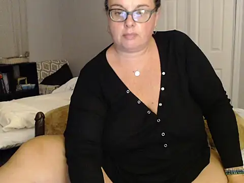 Snapshot of LauLauPAWG chatting on September 15, 4:01 am LauLauPAWG online show from September 15, 4:01 am