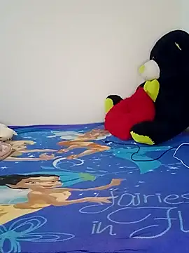 Snapshot of sariitha_sw chatting on February 24, 2:19 am sariitha sw online show from February 24, 2:19 am