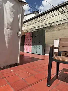 Snapshot of Milff_parkerrr chatting on December 20, 6:24 pm Milff parkerrr online show from December 20, 6:24 pm