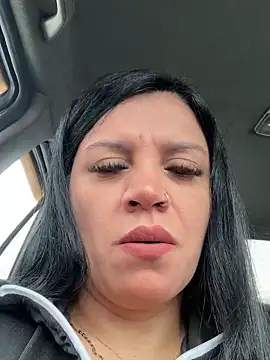 Snapshot of Milff_parkerrr chatting on February 8, 12:17 pm Milff parkerrr online show from February 8, 12:17 pm