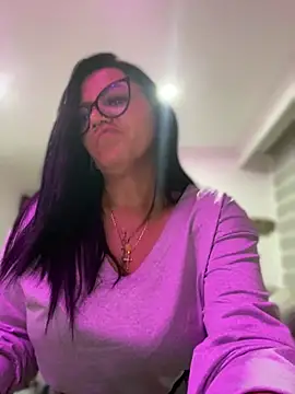 Snapshot of Milff_parkerrr chatting on September 16, 11:28 pm Milff parkerrr online show from September 16, 11:28 pm