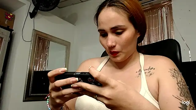 Snapshot of Baby_hornyJM chatting on May 14, 3:57 am Baby hornyJM online show from May 14, 3:57 am