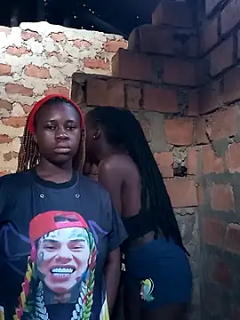 Snapshot of Black_juicy24 chatting on September 24, 4:27 am Black juicy24 online show from September 24, 4:27 am