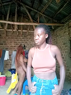 Snapshot of Black_juicy24 chatting on December 1, 4:28 am Black juicy24 online show from December 1, 4:28 am