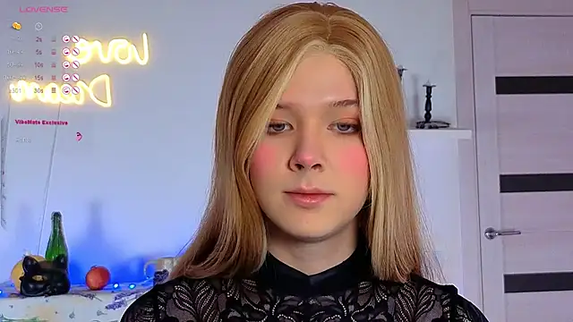  yourFoxy  online show from November 17, 2:12 pm