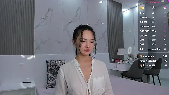 Snapshot of 1_love_8 chatting on February 18, 7:09 pm 1 love 8 online show from February 18, 7:09 pm